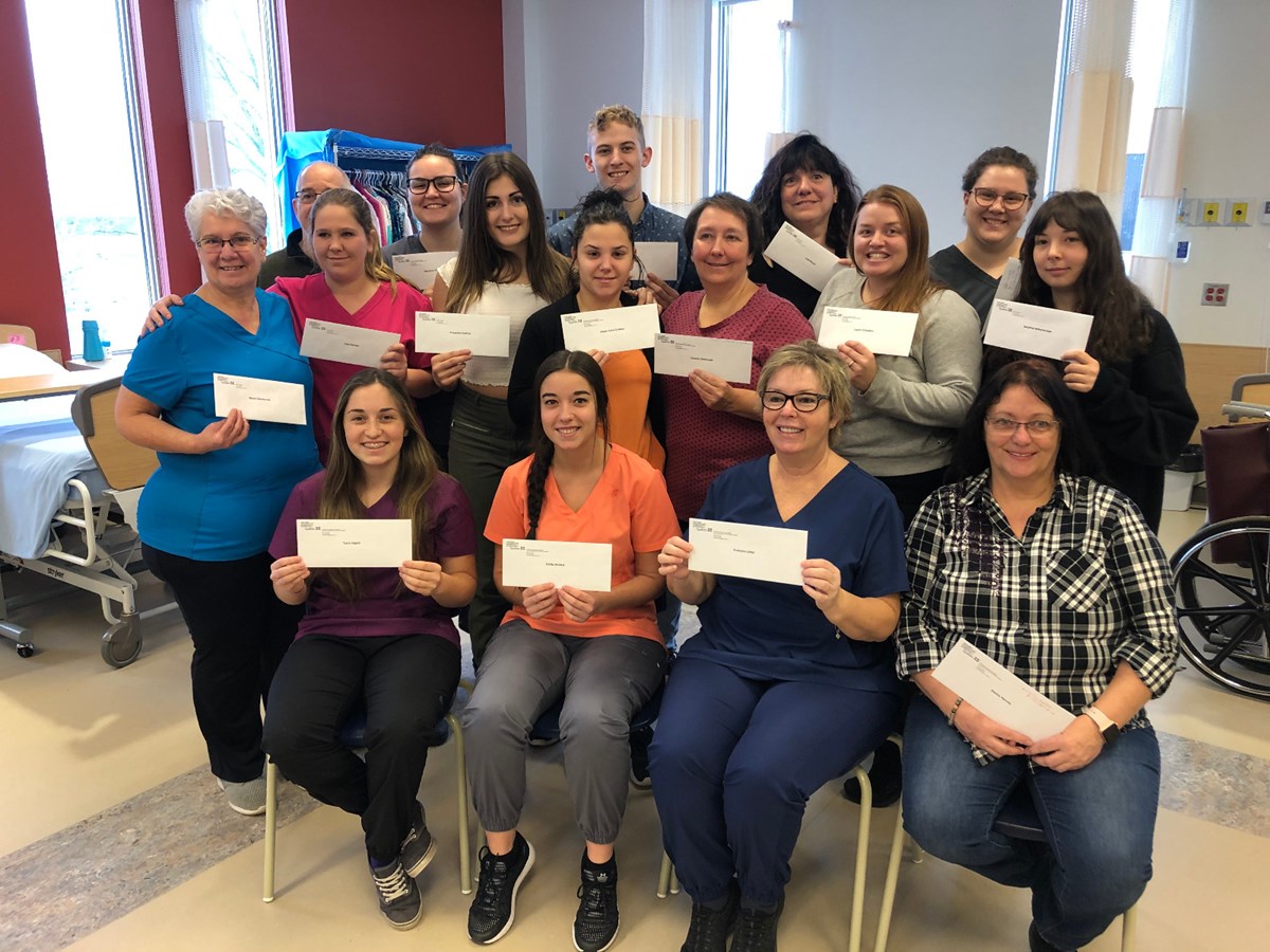 Une cohorte de futurs préposés aux bénéficiaires (PAB) à Victoriaville.