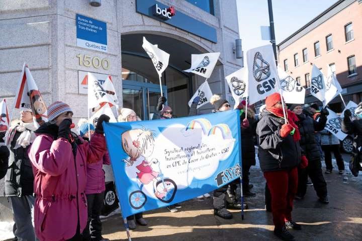 CPE Forêt enchantée : le syndicat CSN manifeste, dans l'attente d'une convention