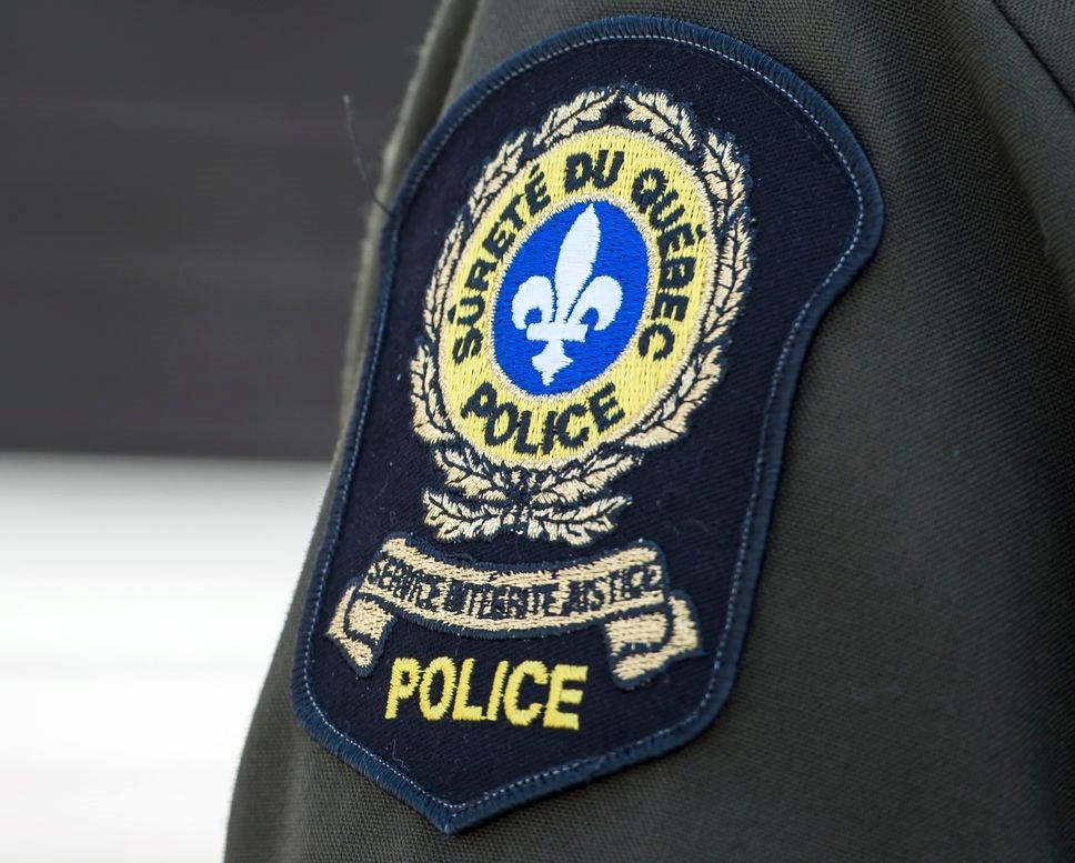 Un homme de 19 ans arrêté pour agression armée et possesion de drogues