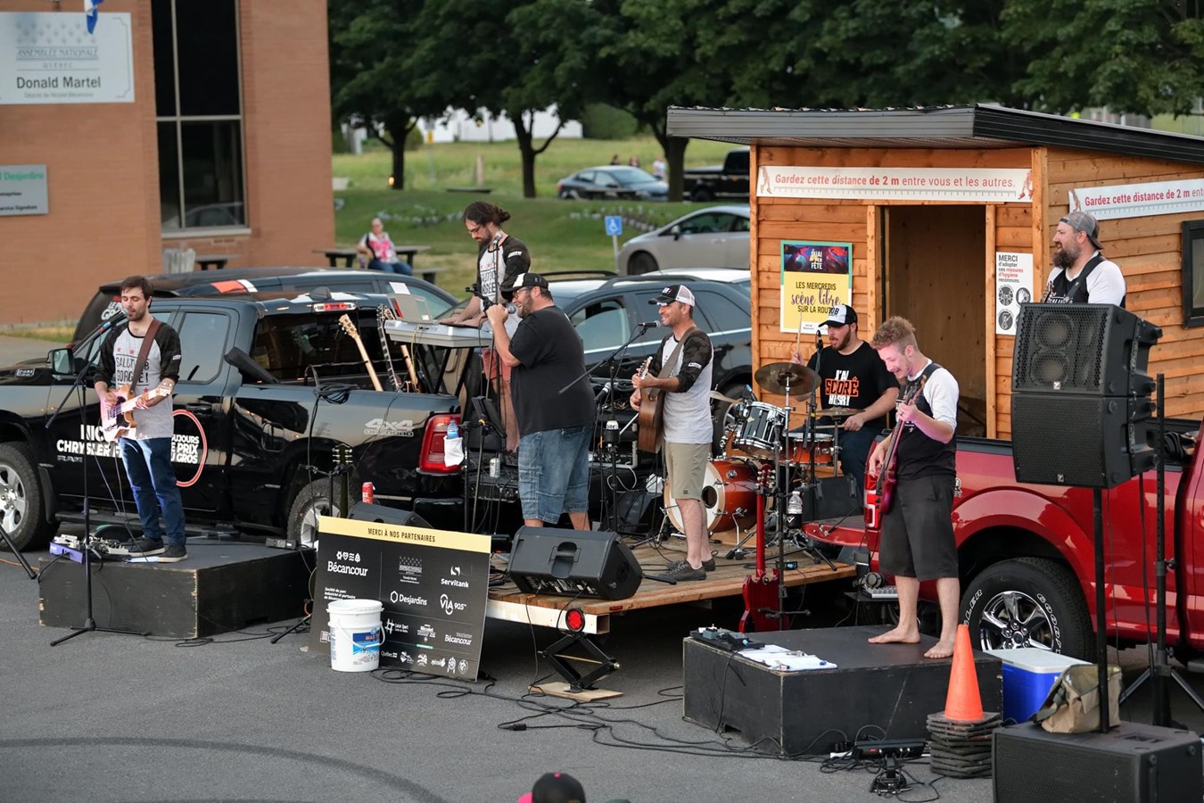 Mission accomplie: Quai en fête en caravane
