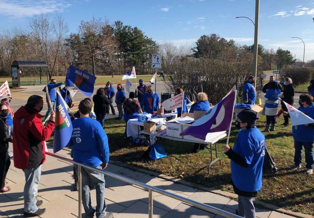 Le personnel administratif du CIUSSS de la Mauricie et du Centre-du-Québec manifeste sa colère