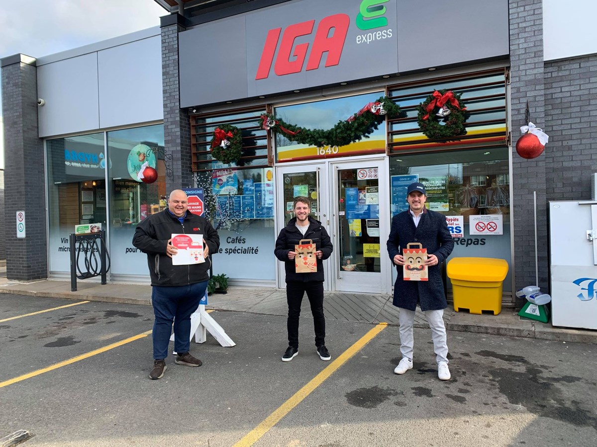 L’entreprise shawiniganaise Konex s’implique dans la distribution des paniers de Noël 