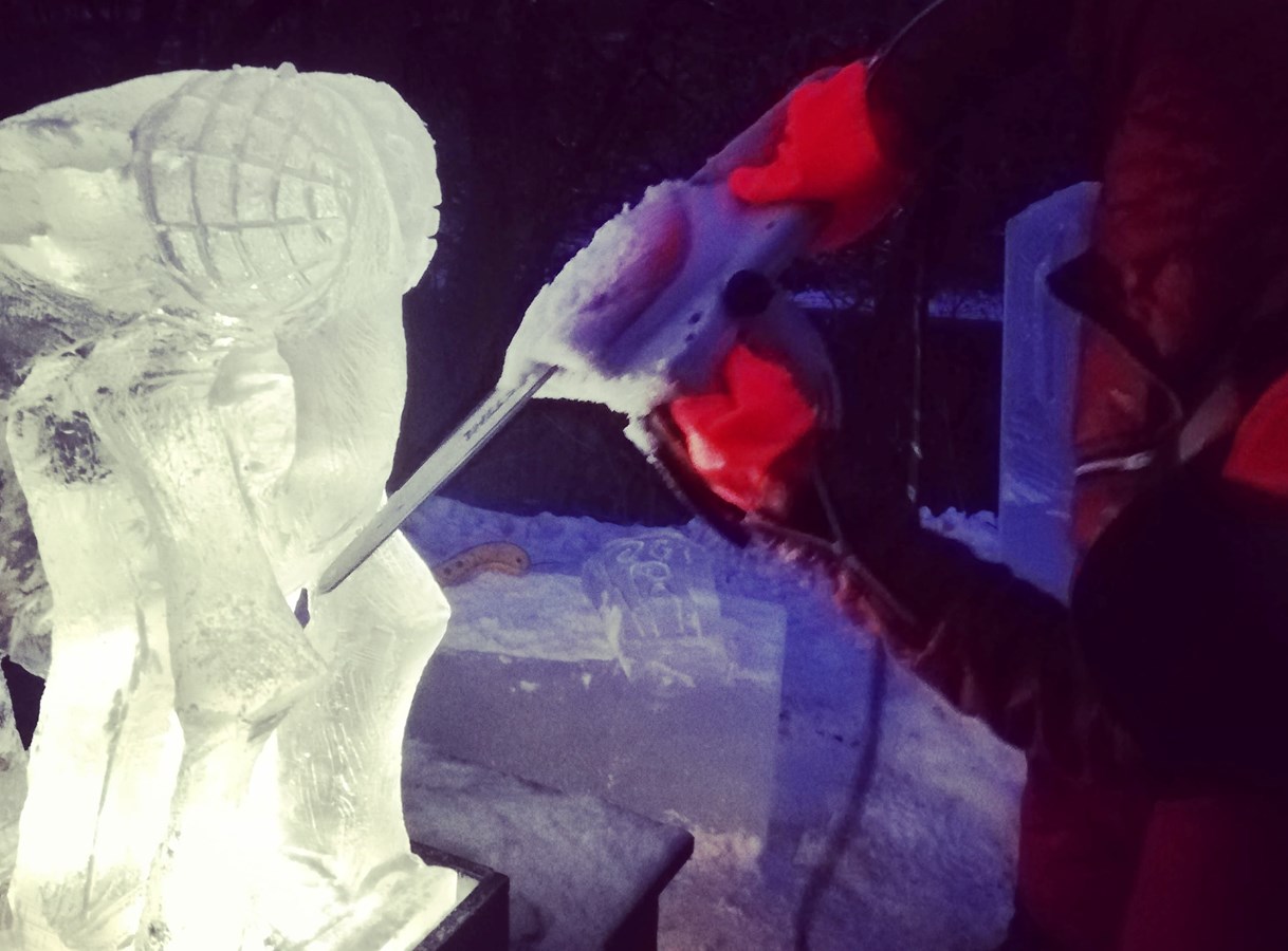 Des sculptures de glace installées au Moulin seigneurial de Pointe-du-Lac