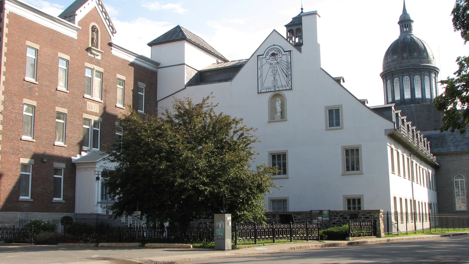 Grande vente d’articles au monastère des Ursulines de Trois-Rivières