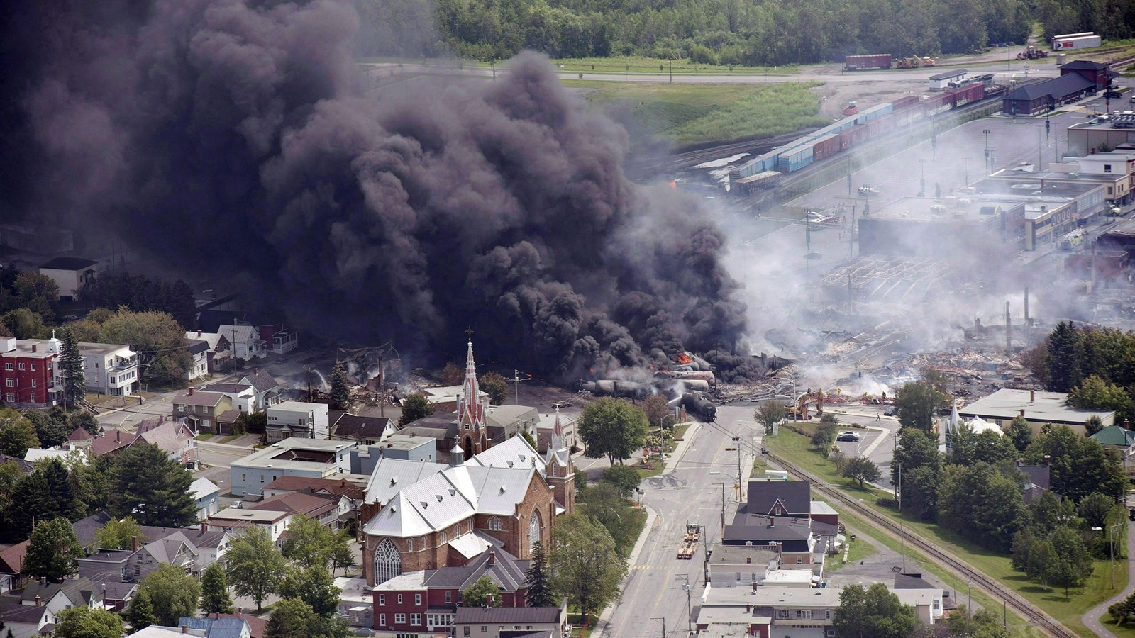 Québec va reverser 39 M $ aux victimes de la tragédie de Lac-Mégantic