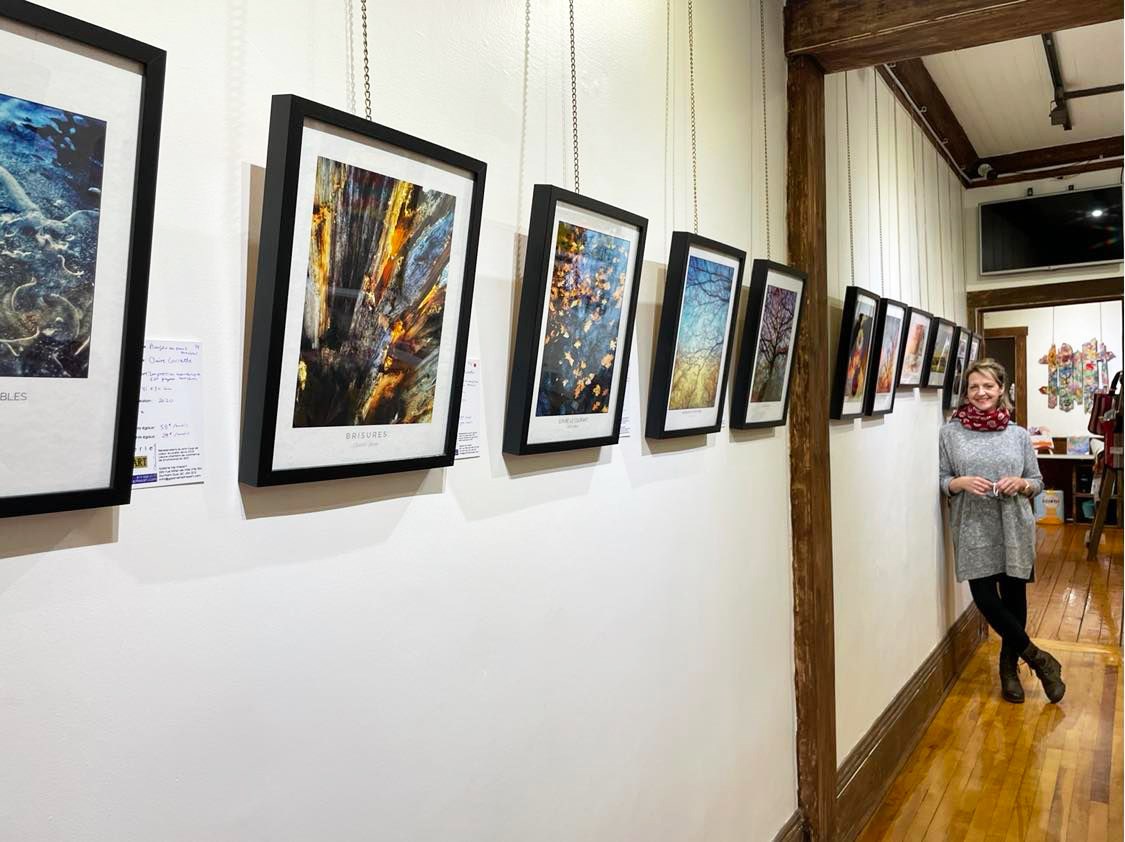 Passer à travers pour ma mère…, une exposition de Claire Cossette à la Galerie mp tresart