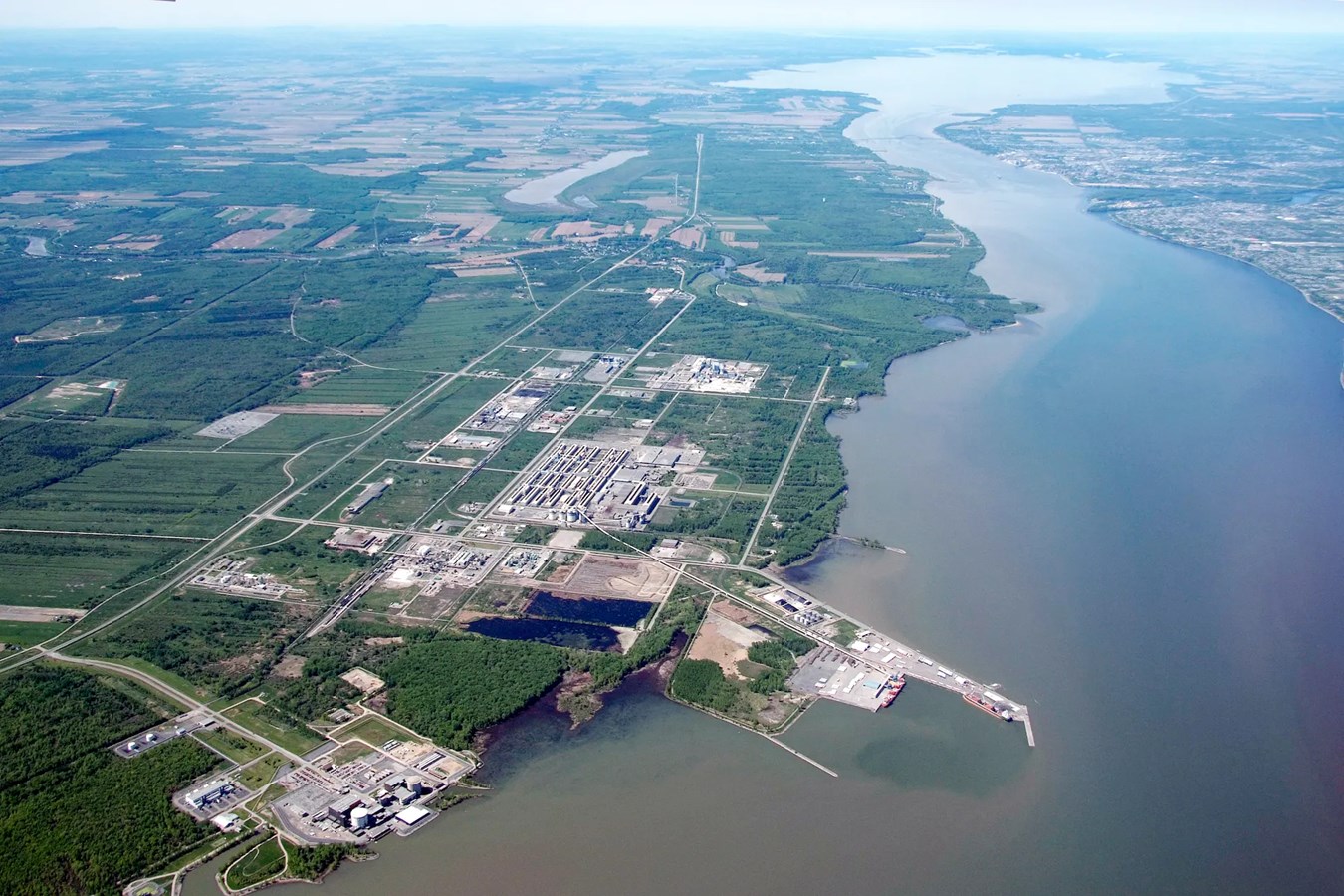  General Motors et POSCO Chemical investissent 500 M $ à Bécancour