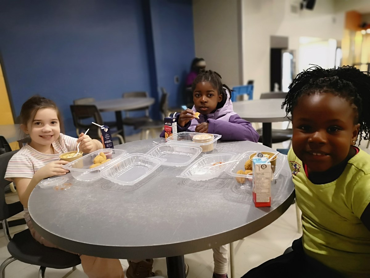Trente élèves et leurs mentors de l’École des Grands sont récompensés