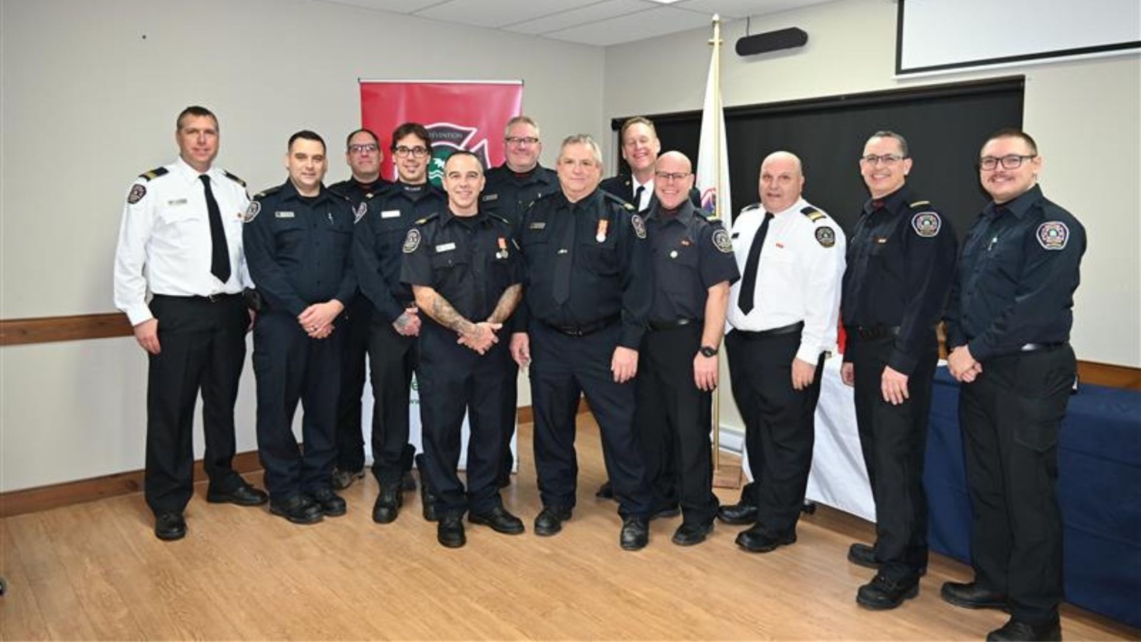 Cet événement a aussi été l’occasion de procéder à la remise officielle des diplômes émis à quelques pompiers au cours de la dernière année.