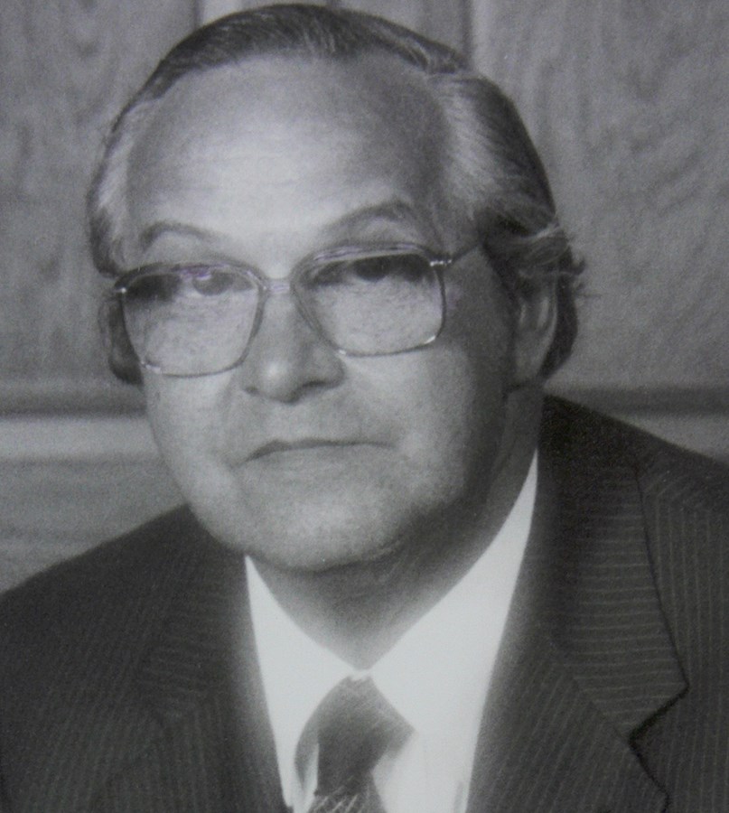 M. André Lupien