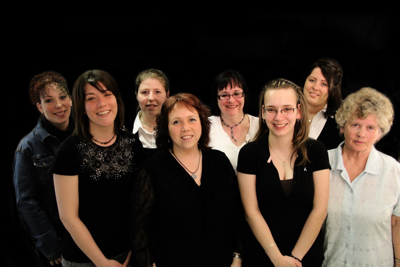 Le 3e groupe d’étudiants en photo, avril 2009.