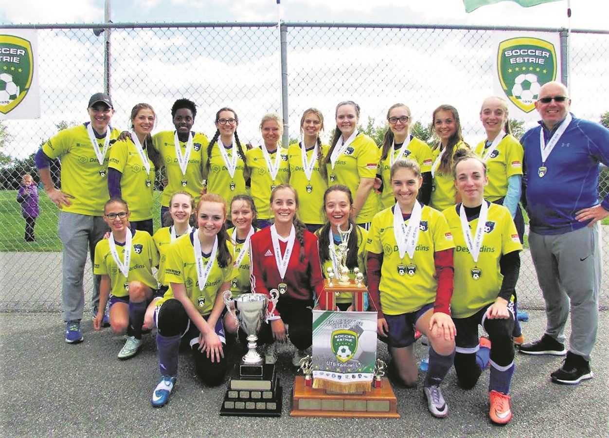 Le U16 féminin du Nitro est au nombre des équipes windsoroises qui se sont démarquées durant la saison 2016-2017.