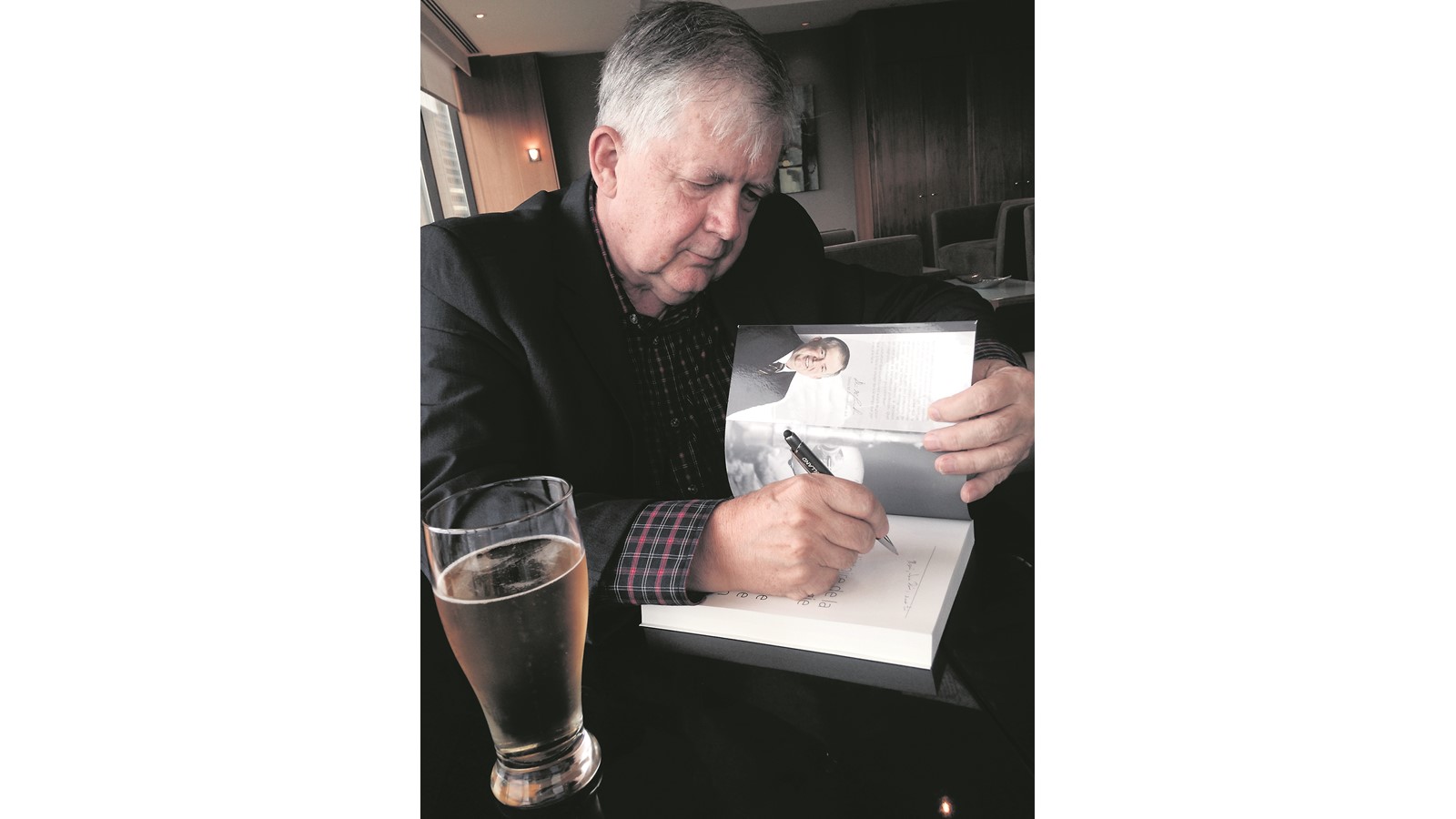 Denis Provencher a retracé, par le biais de témoignages, de correspondances et d’écrits, 10 ans d’histoire de la profession.