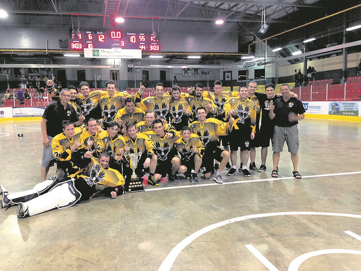 Les Aigles juniors ont été les gagnants de la finale des séries éliminatoires de la Ligue de crosse junior du Québec.