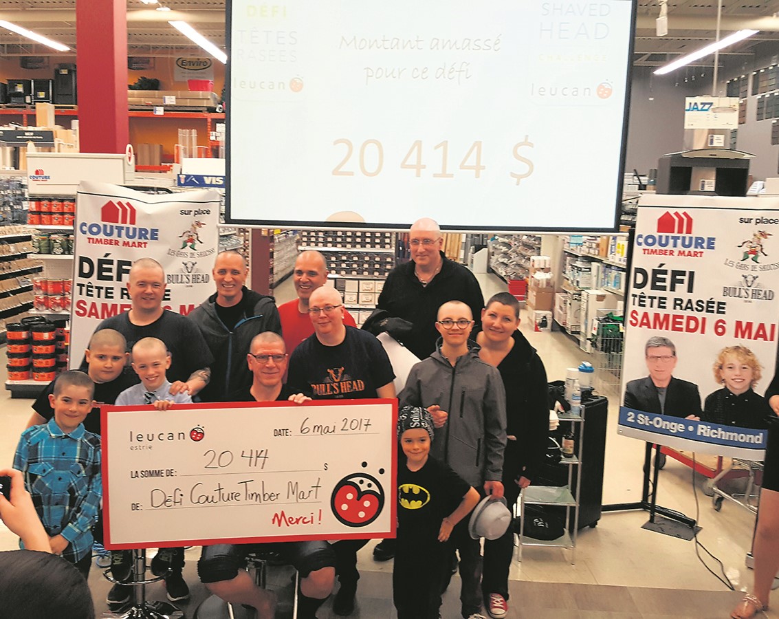 22 têtes rasées au Timber Mart Couture et Fils 