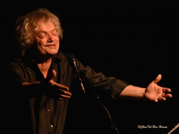 Crédit photo :-ChanTal Bou-Hanna. Uzureau présentera pour la première fois au Québec un spectacle hommage à Brassens.