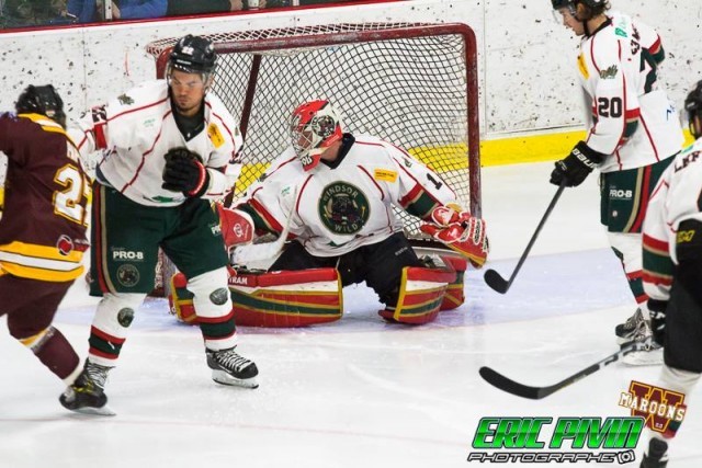 Kevin Ladouceur a fait face à 47 lancers dans un gain de 3-2 du Desjardins-Wild contre les Maroons.