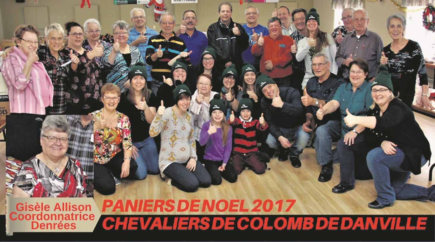 L’armée de bénévoles, lors de notre passage vendredi dernier, depuis quelques années, la corporation Cascades de Kingsey-Falls (les tuques de couleur verte dans la photo), qui en plus de remettre des caisses de produits et un don monétaire, ne ratte jamais l’occasion de s’impliquer par le biais d’employés, afin de contribuer à la confection des paniers.