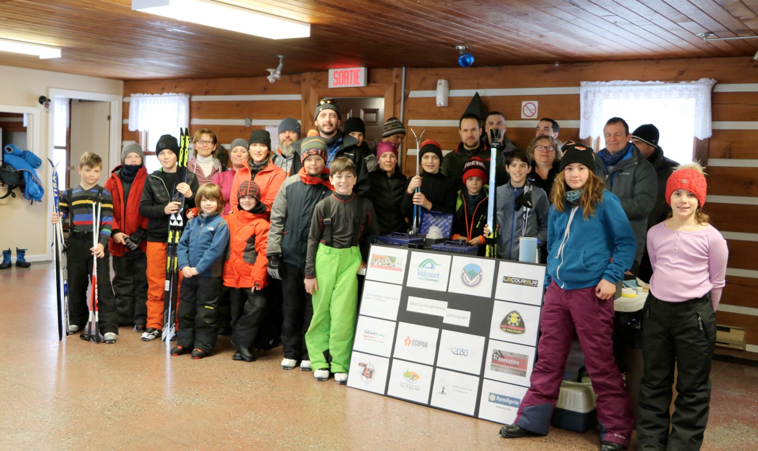 La première rencontre des membres du Club de ski de fond jeunesse de Valcourt accompagnés de leurs entraineurs et parents