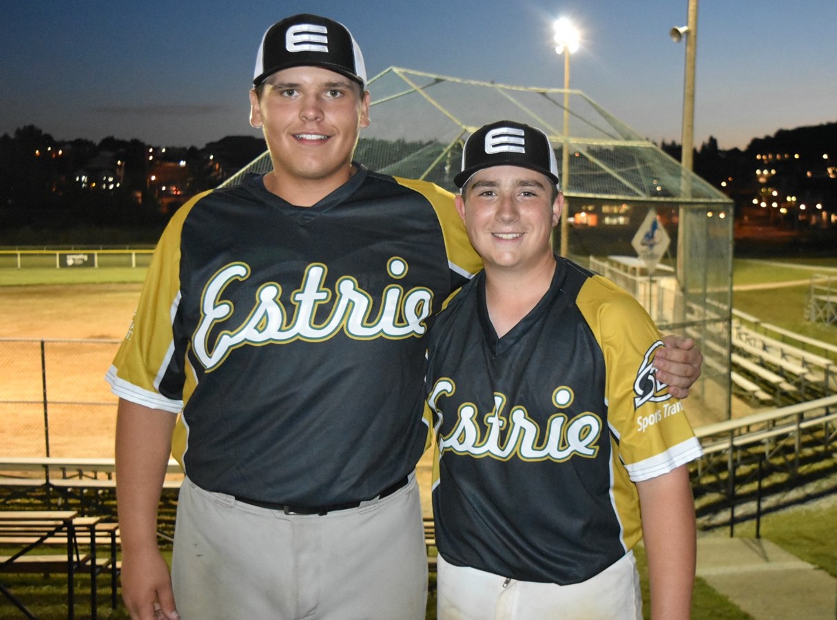 Marc-Antoine Guillemette et Hugo Benoit, après une pratique en vue de leur participation aux Jeux du Québec.