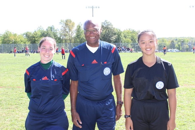Catherine Gosselin, Gérard Robinson et Joanie Duplessis ont arbitré les U12 et les A+.