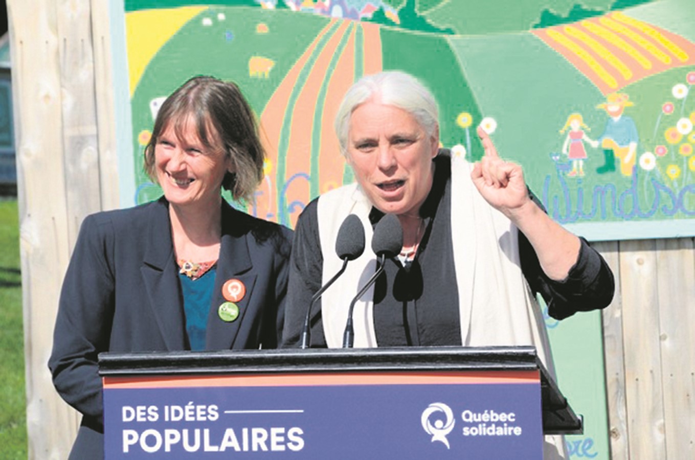 Colombe Landry et Manon Massé.