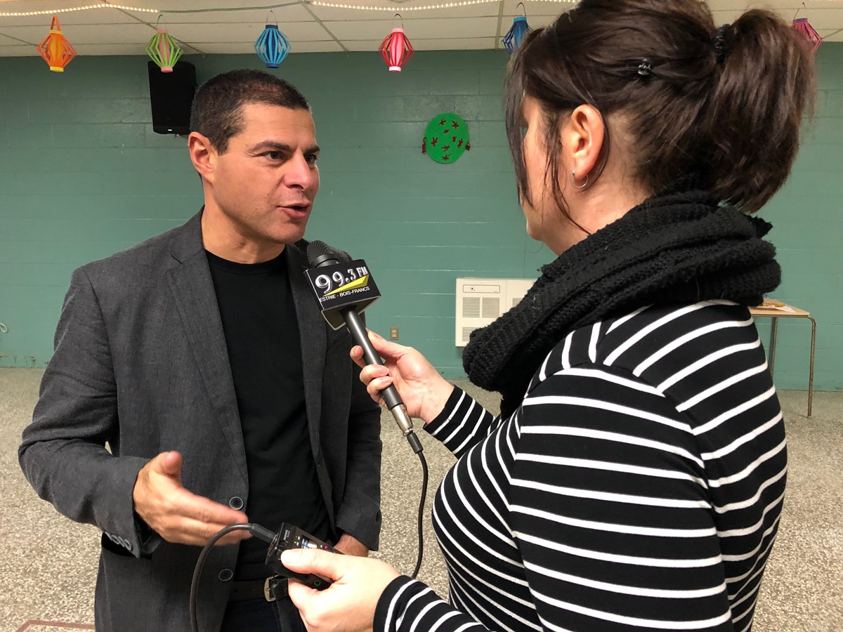 Alain  Rayes a confirmé que plus de 160 organismes de la circonscription de Richmond-Arthabaska profiteront du programme fédéral Emplois d’été Canada.