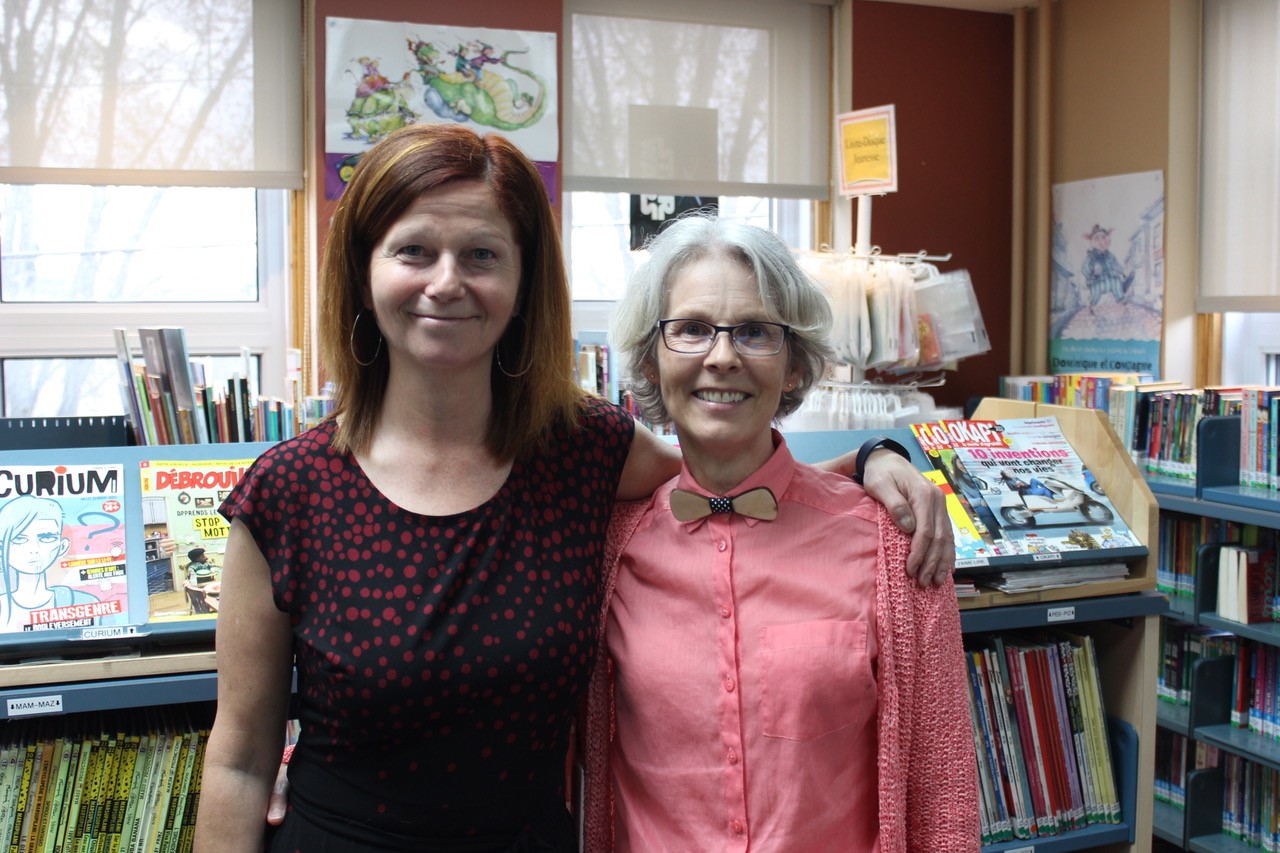 En poste de 1994 à 2008 à Windsor, Marie-Pascale Morin (à gauche sur la photo) a continué à titre de bibliothécaire à la Commission scolaire de la Région-de-Sherbrooke tandis que Jacynthe Dubois assure depuis 2008 la continuité à la Bibliothèque Patrick-Dignan. Les deux femmes ont d’ailleurs le plaisir de se voir de temps à autres.