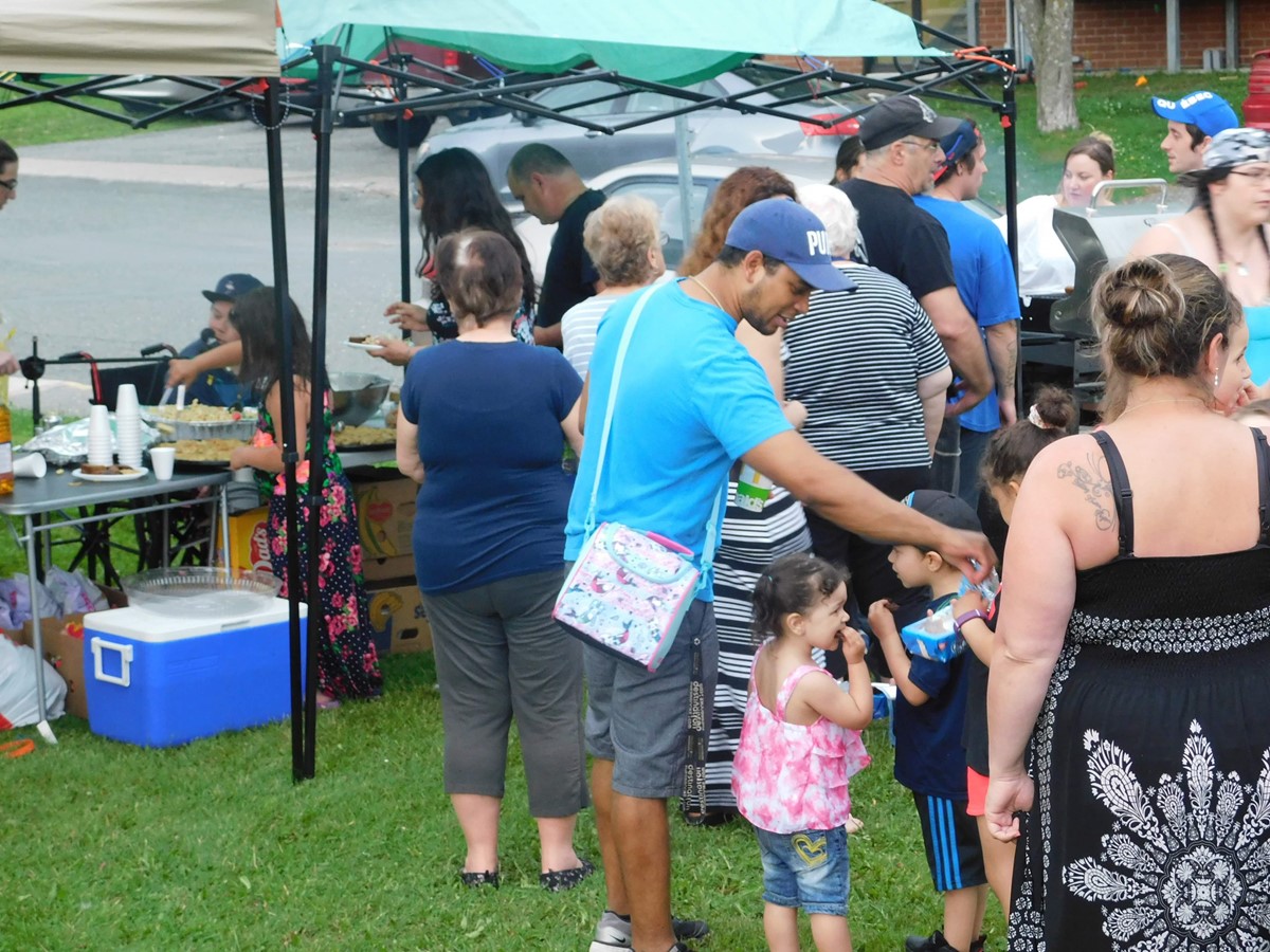 Plus de 150 personnes se sont déplacé pour la fête de l’été qui se tenait au parc Pierre-Laporte le 29 juin