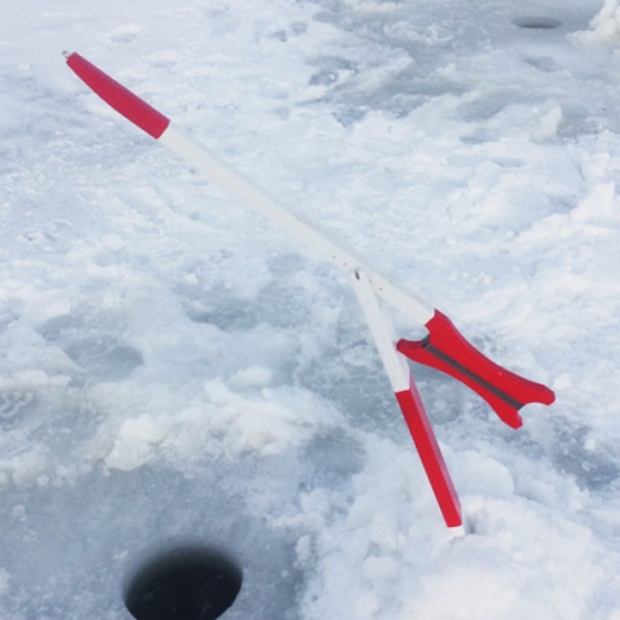Lac Stoke : Des pêcheurs en herbe sur la glace!