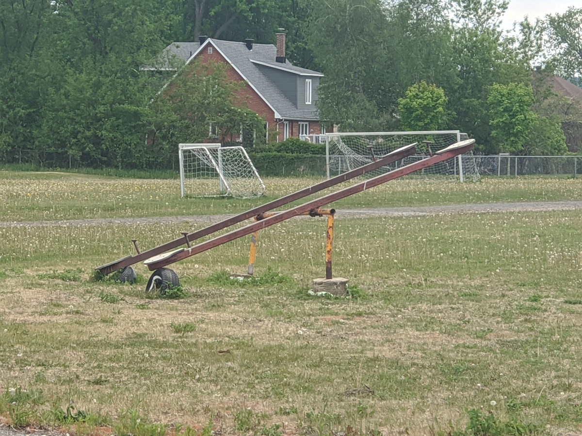Une page d’histoire croule sous le pic des démolisseurs à Richmond