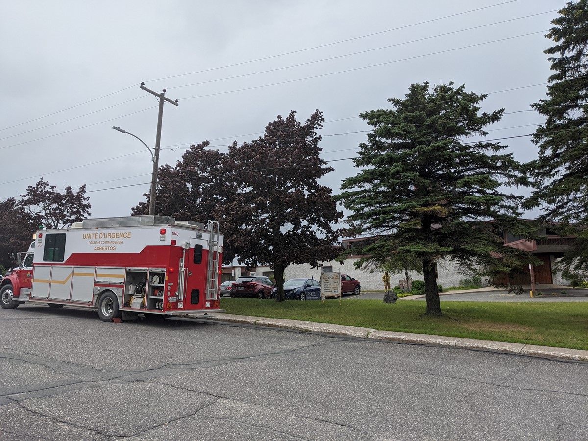 Les pompiers d’Asbestos interviennent à l’Église Saint-Isaac Jogues