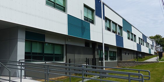 Domtar collabore àun projet de mise en valeur du boisé de la cour de l’école Saint-Philippe