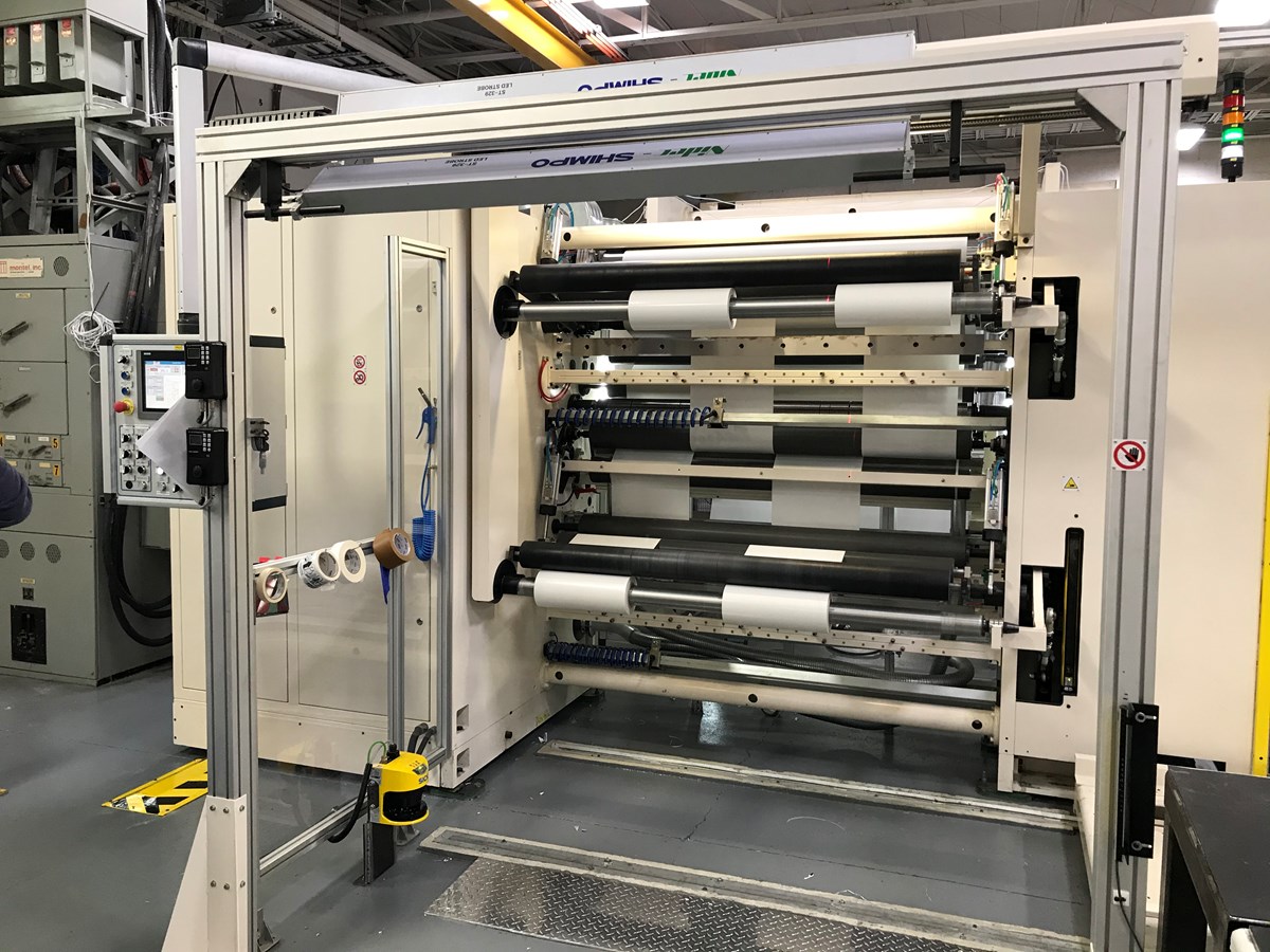 Rebobineuse, une nouvelle machine récemment acquise, fabriqué en Italie.