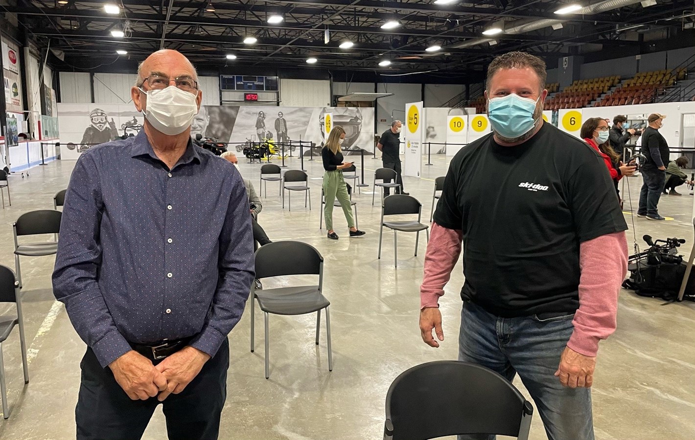 BRP inaugure le premier centre de vaccination en entreprise en Estrie