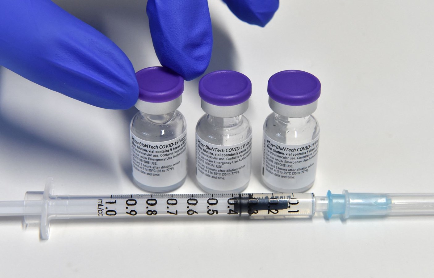Un passeport vaccinal pour éviter un confinement cet automne