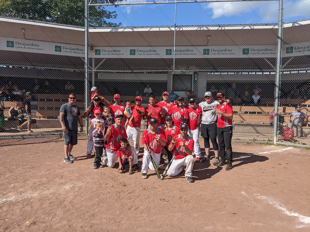 Les Saints de Saint-François remportent le championnat du circuit Adrénaline/STA