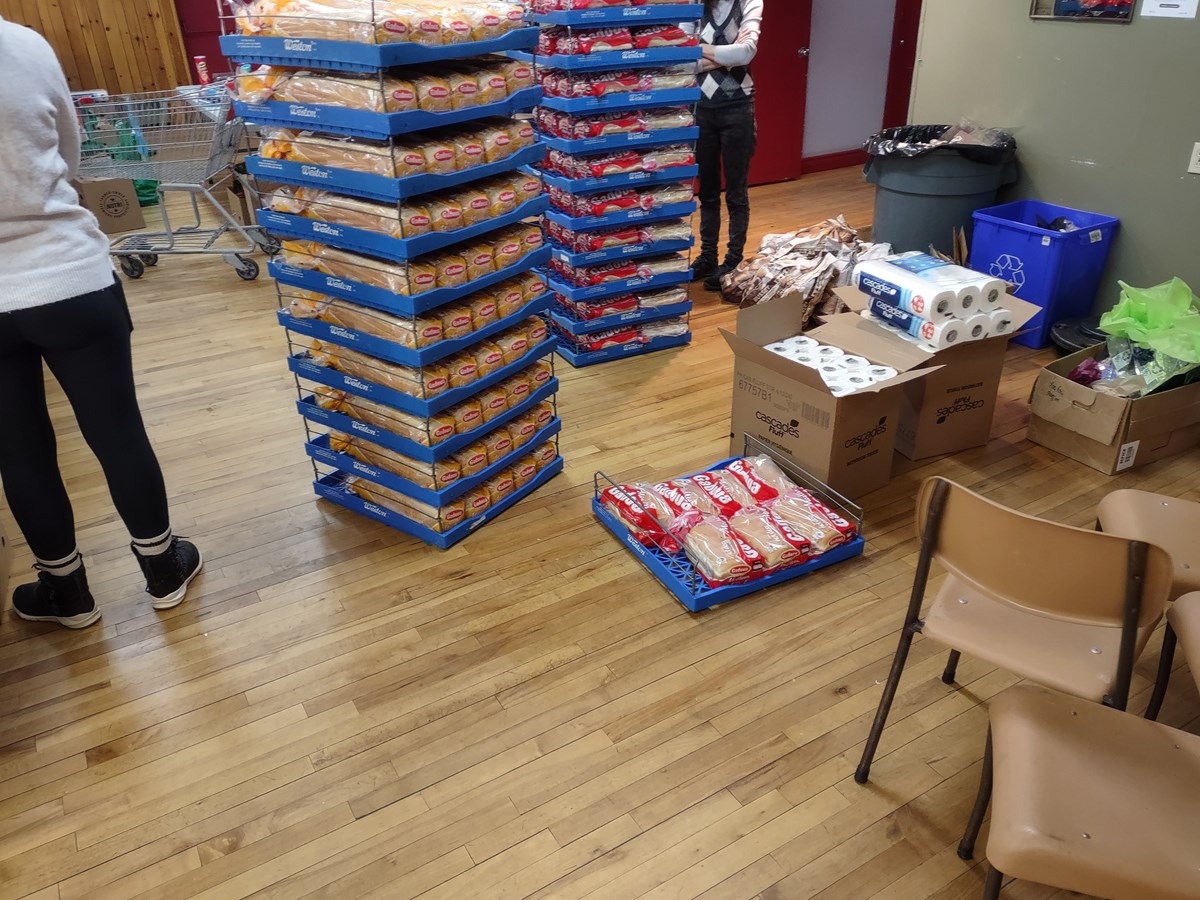 Près de 200 paniers de Noël distribués à Val-des-Sources
