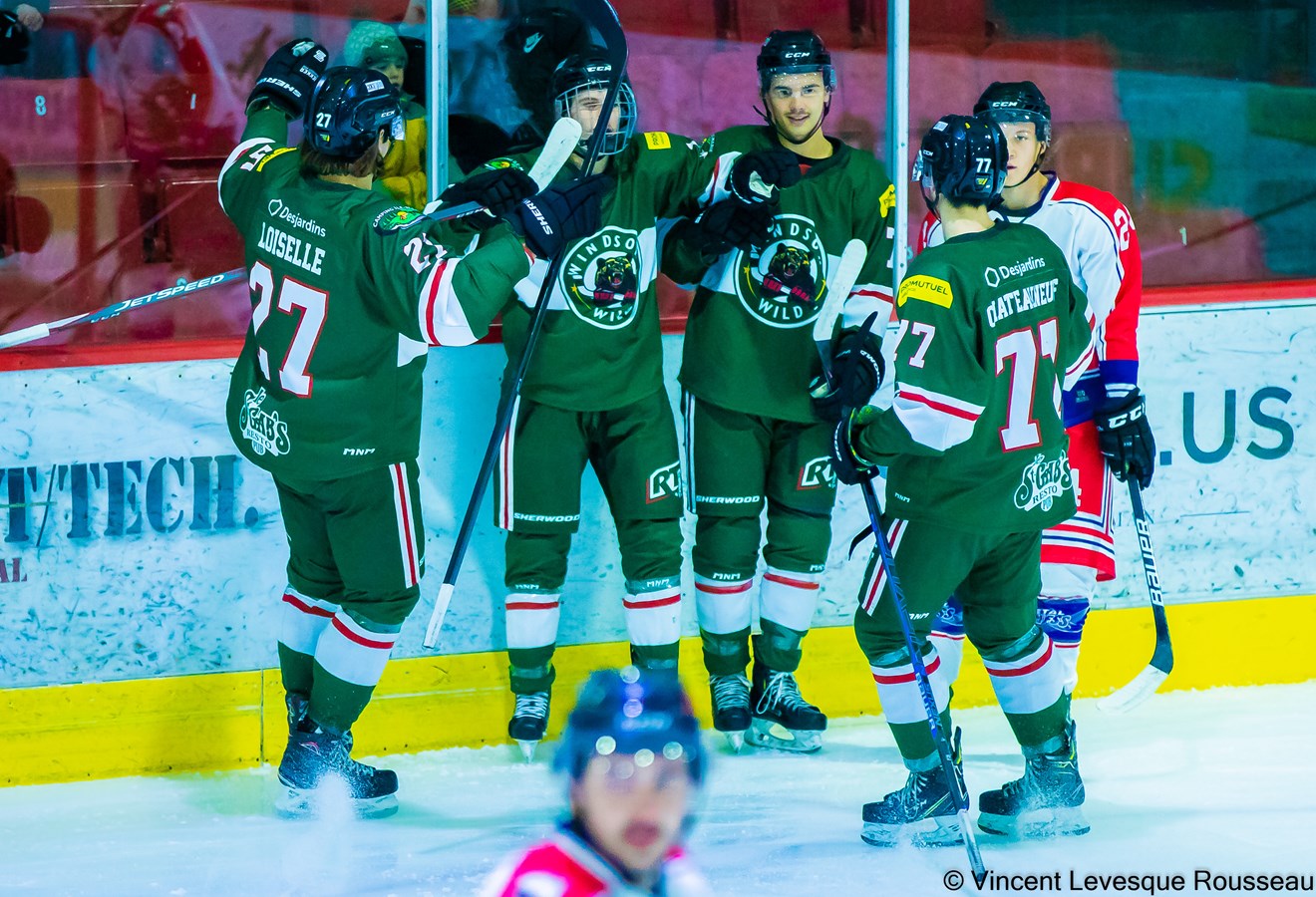 Malheureusement, en plus de ce revers, les résultats des matchs de cette dernière fin de semaine d’activités font en sorte que la formation de Windsor termine au quatrième rang.