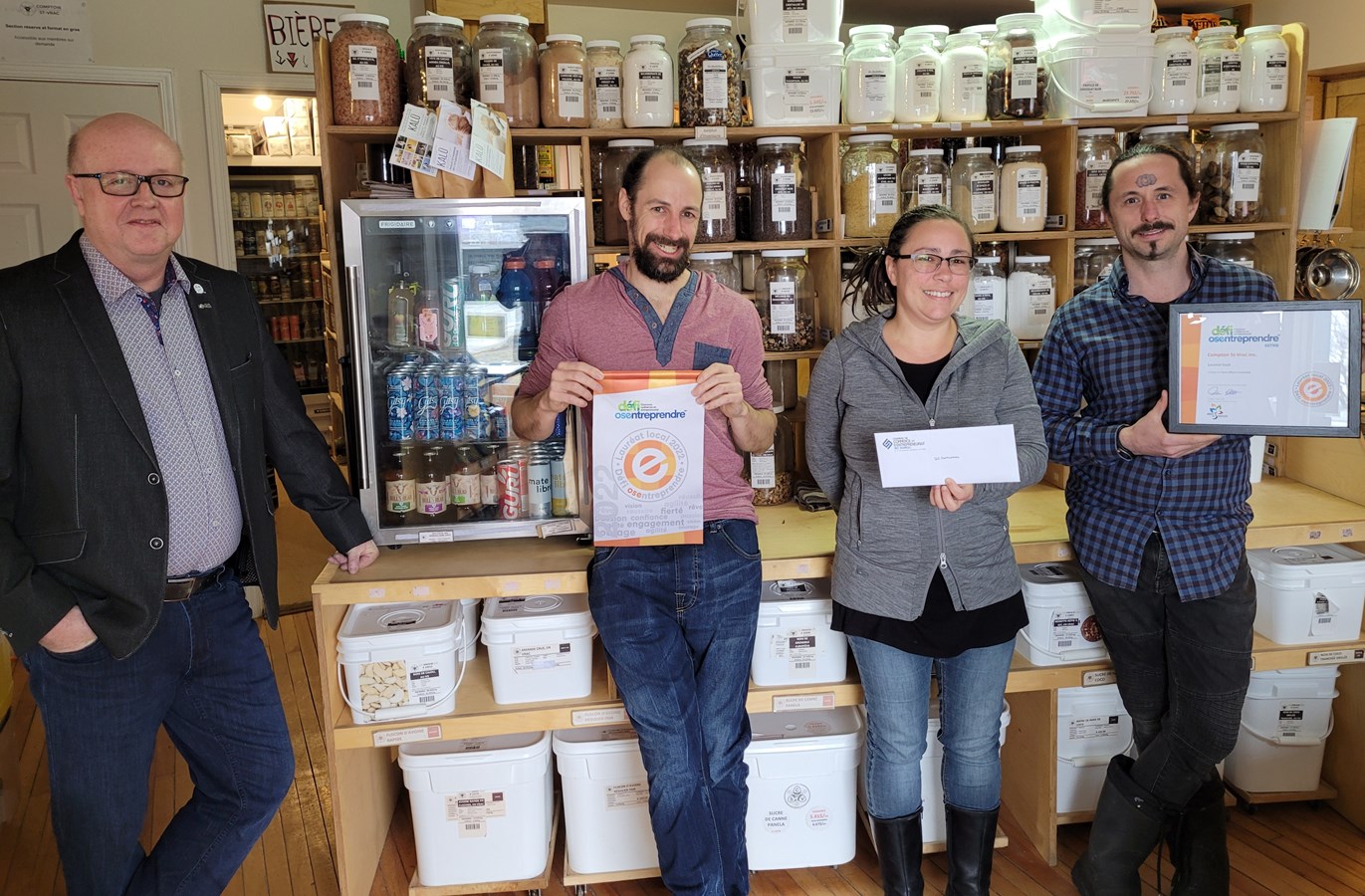 Le Comptoir St-Vrac gagnant pour pour le volet Faire affaire ensemble.