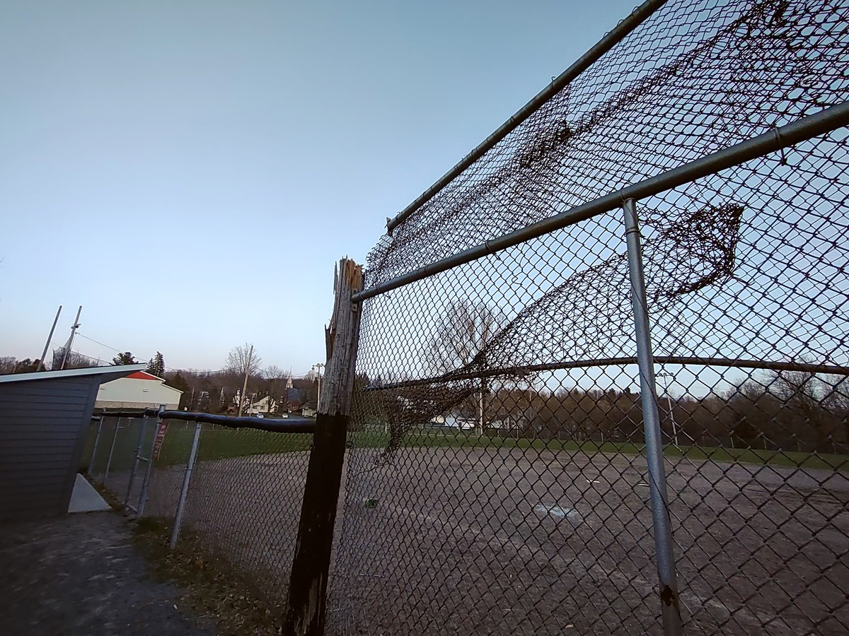Le terrain de balle de Danville sera inaccessible en début de saison