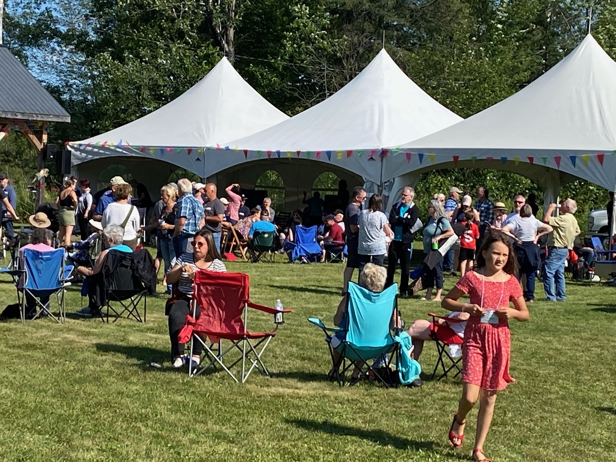 Il était nombreux aux autres activités dans le parc Isabelle Brasseur.