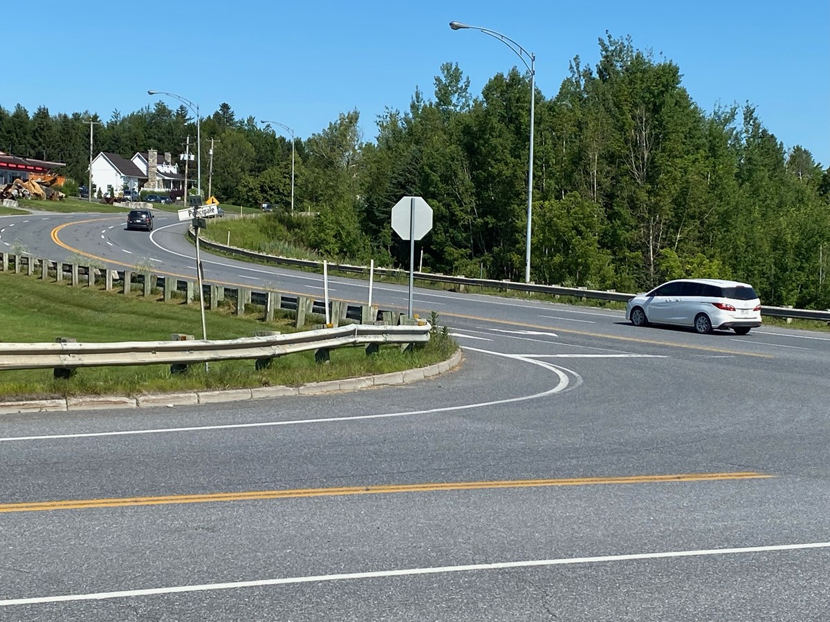 Parce que la seule soumission dépassait les estimations, le ministère des Transports du Québec a dû annuler le premier appel d’offres s’étant terminé le 30 mars dernier.