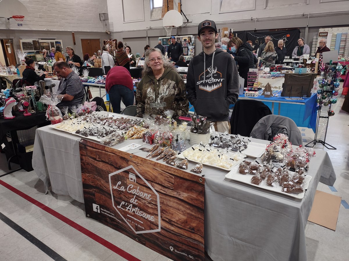 Bel engouement pour le 21e salon des artisans de l’école ADS