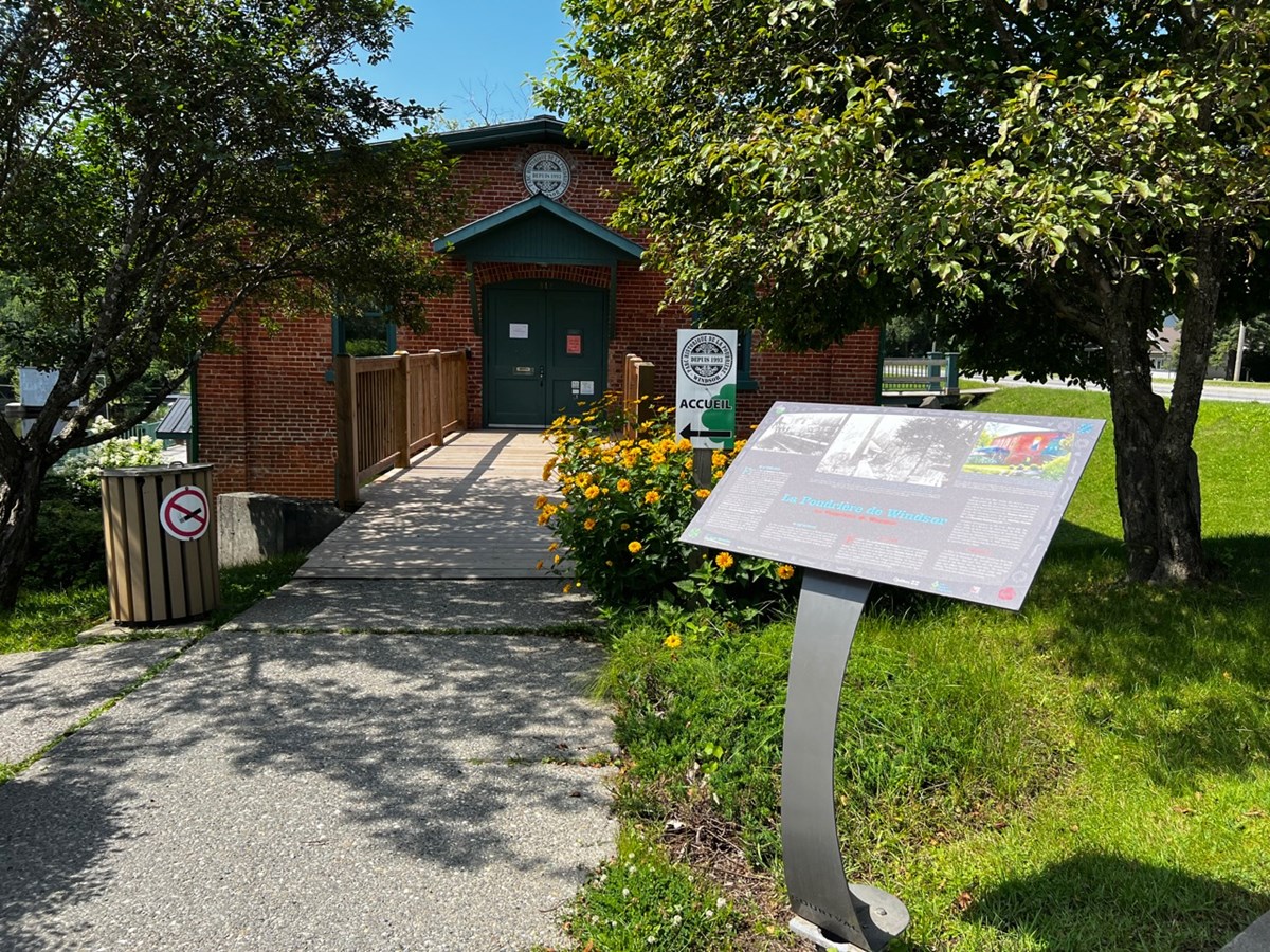La Ville de Windsor installe deux panneaux patrimoniaux