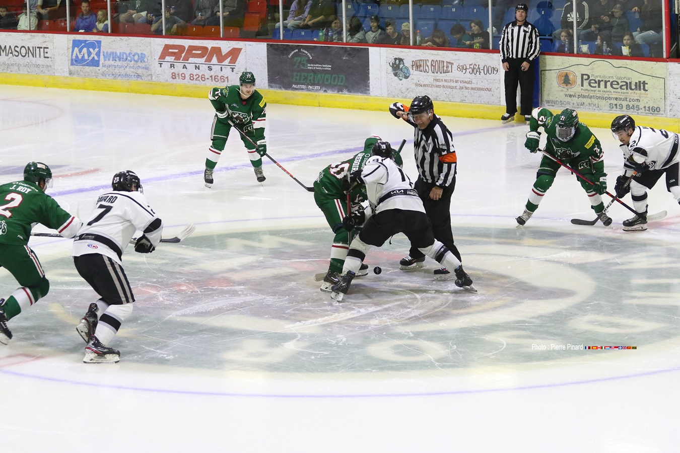 Le Desjardins-Wild remporte son match d’ouverture locale
