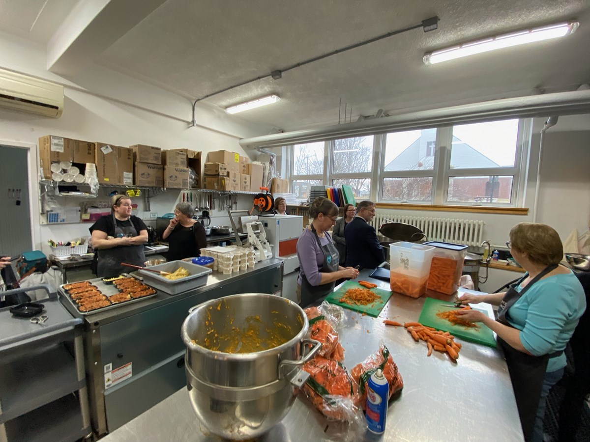 Lors de notre passage, il y avait beaucoup d’action dans la cuisine du CAB.