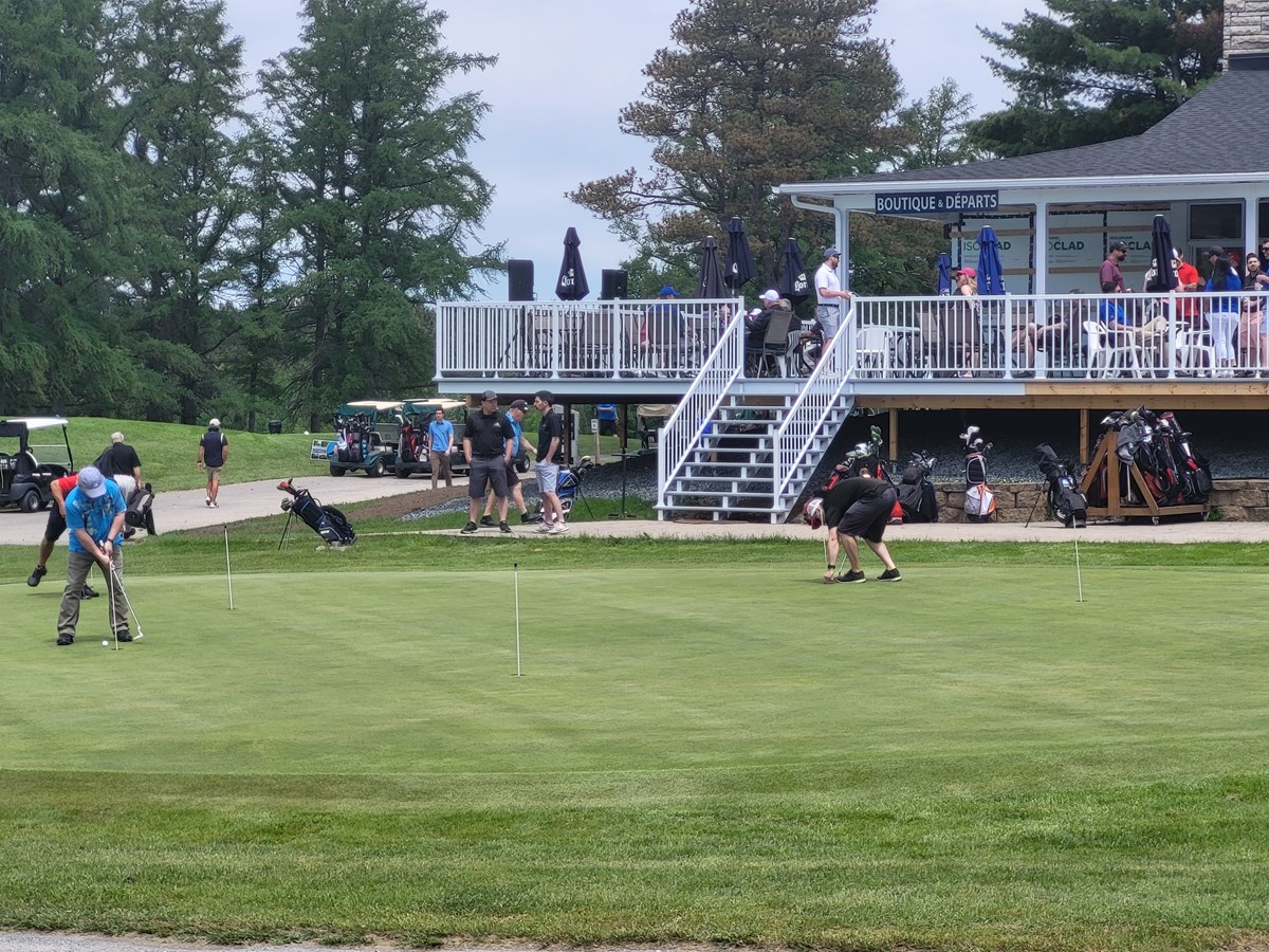 Le tournoi de golf du maire affiche encore complet à Val-des-Sources