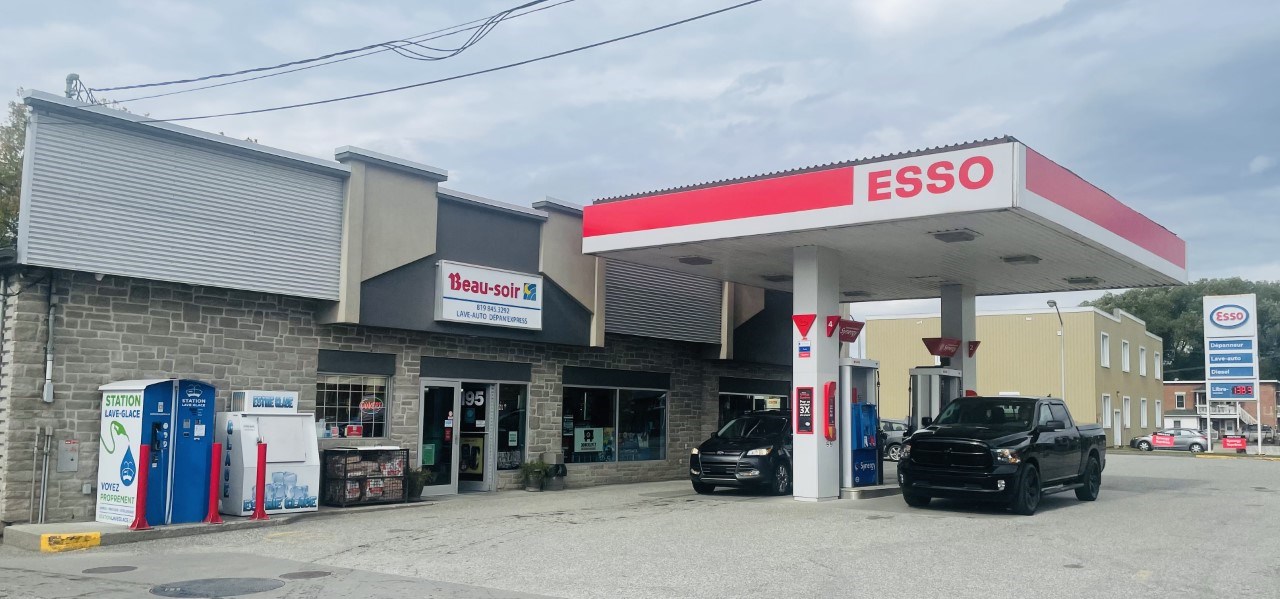 En plus de changer les réservoirs, les propriétaires du Lave-Auto Dépan’Express procéderont à d’autres travaux rendant plus agréable le commerce de la rue Principale Nord.
