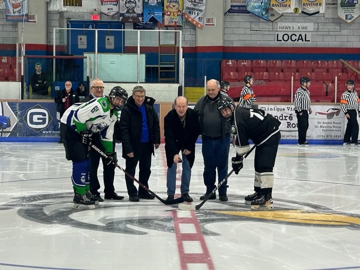 Un autre succès complet pour le tournoi de hockey junior Connie-Dion à Val-des-Sources